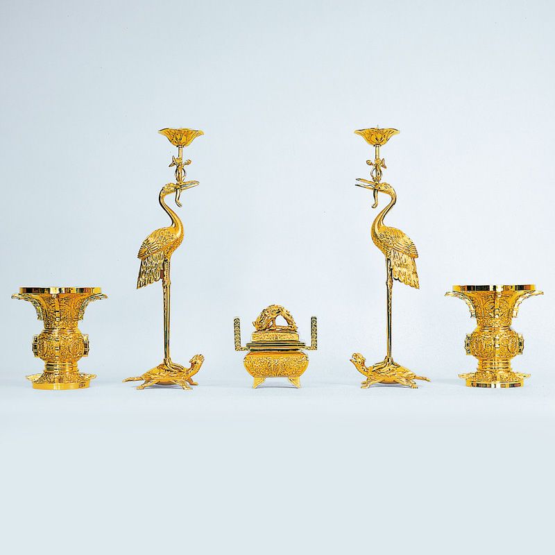 五具足 御本山御影堂様式 深彫入 真鍮製 磨き 花瓶口径24cm（佛光寺派）