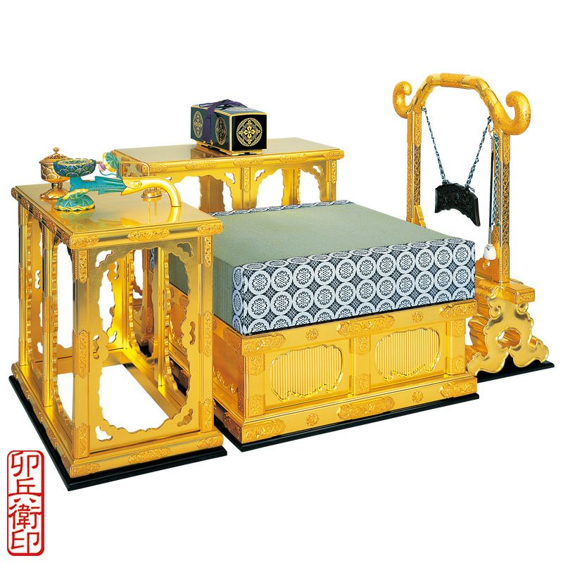礼盤一式〈登高座〉御本山御影堂型 畳付 付属品別 別製最上 卯兵衛印 礼盤框横幅64cm （大谷派）