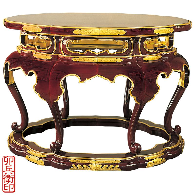 虎卓〈香卓〉六本足ひれ付 ため漆塗 別製最上 卯兵衛印 横幅76cm（本願寺派）