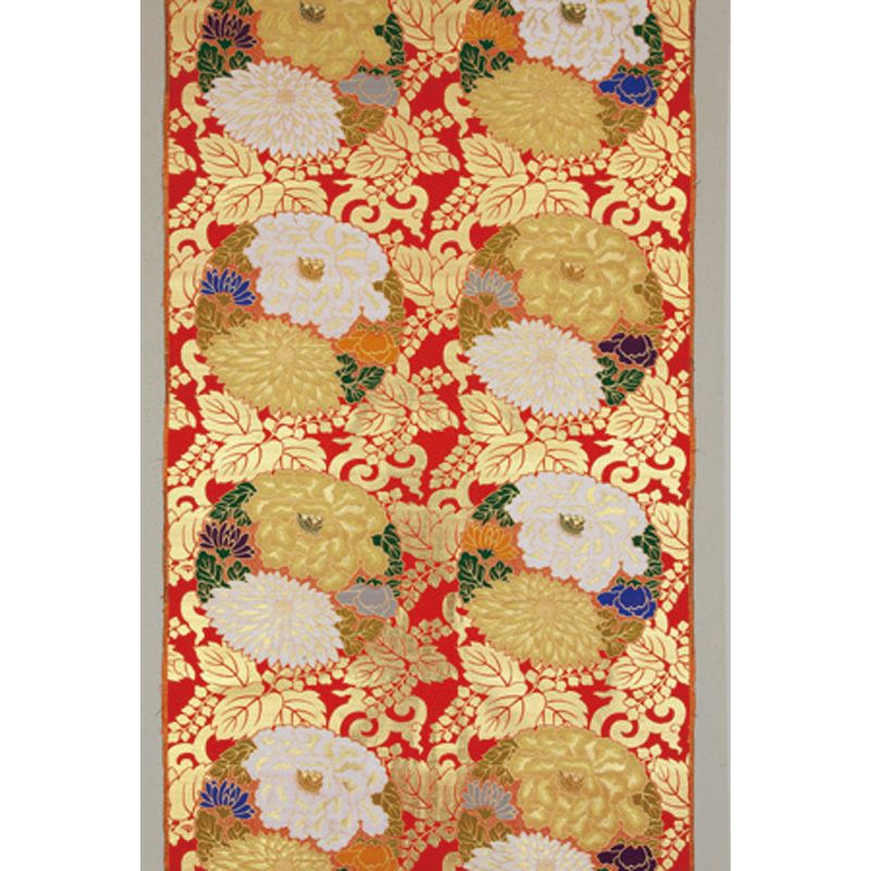 打敷 上金襴 朱地菊唐草牡丹花の丸 一巾半三角袖なし（真宗各派）